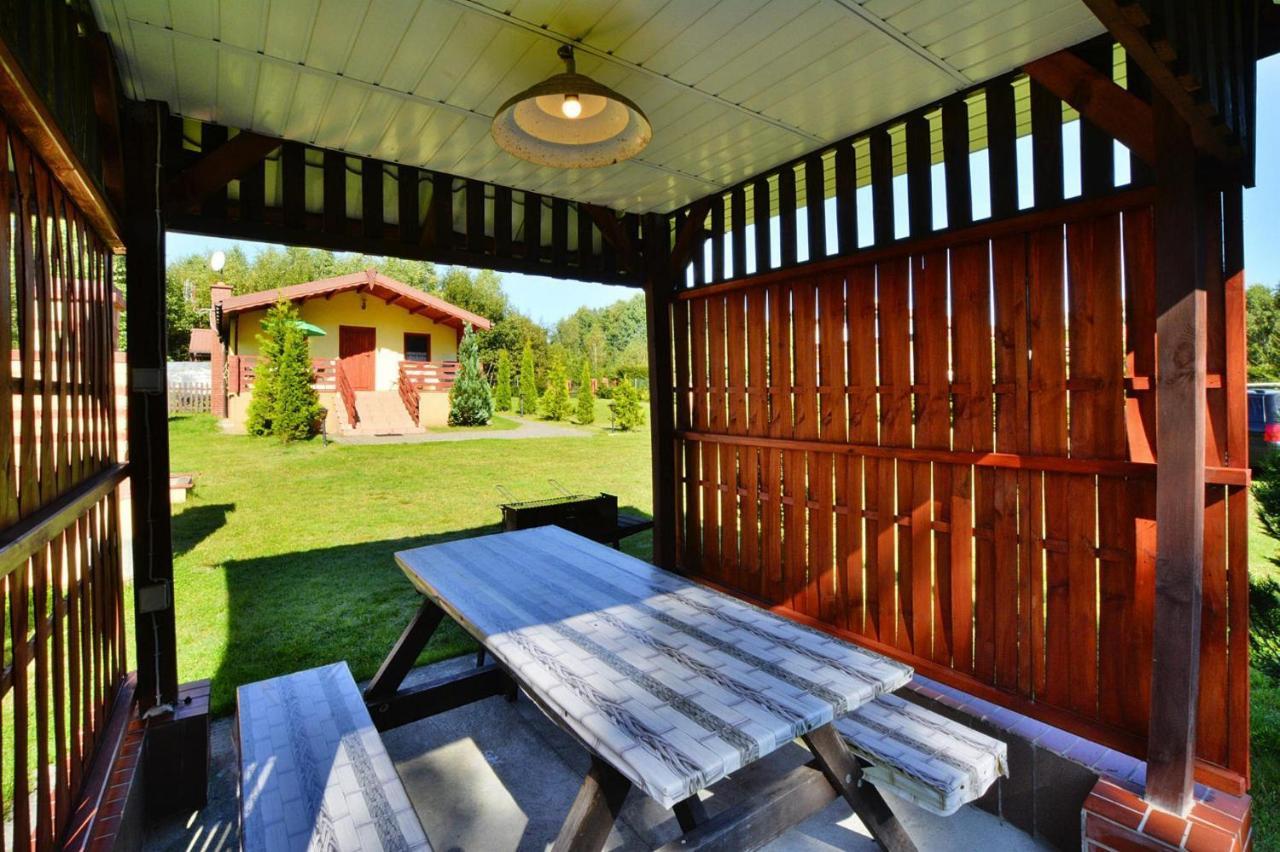 Holiday Home Close To The Lake Shore, Dabrowica Dabrowica  Luaran gambar
