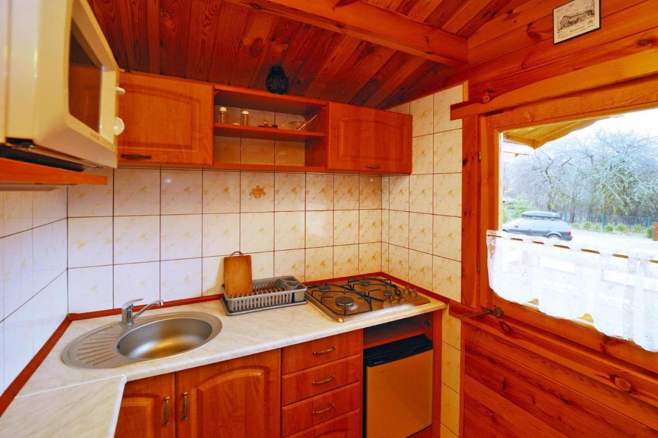 Holiday Home Close To The Lake Shore, Dabrowica Dabrowica  Luaran gambar