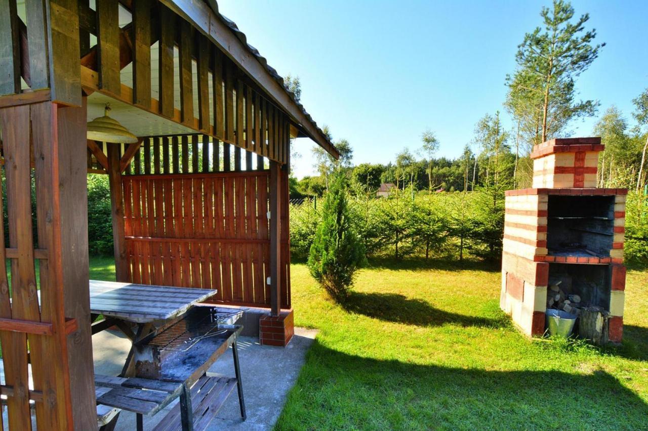 Holiday Home Close To The Lake Shore, Dabrowica Dabrowica  Luaran gambar
