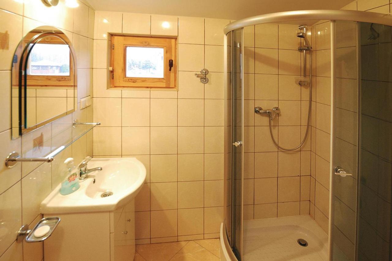 Holiday Home Close To The Lake Shore, Dabrowica Dabrowica  Luaran gambar