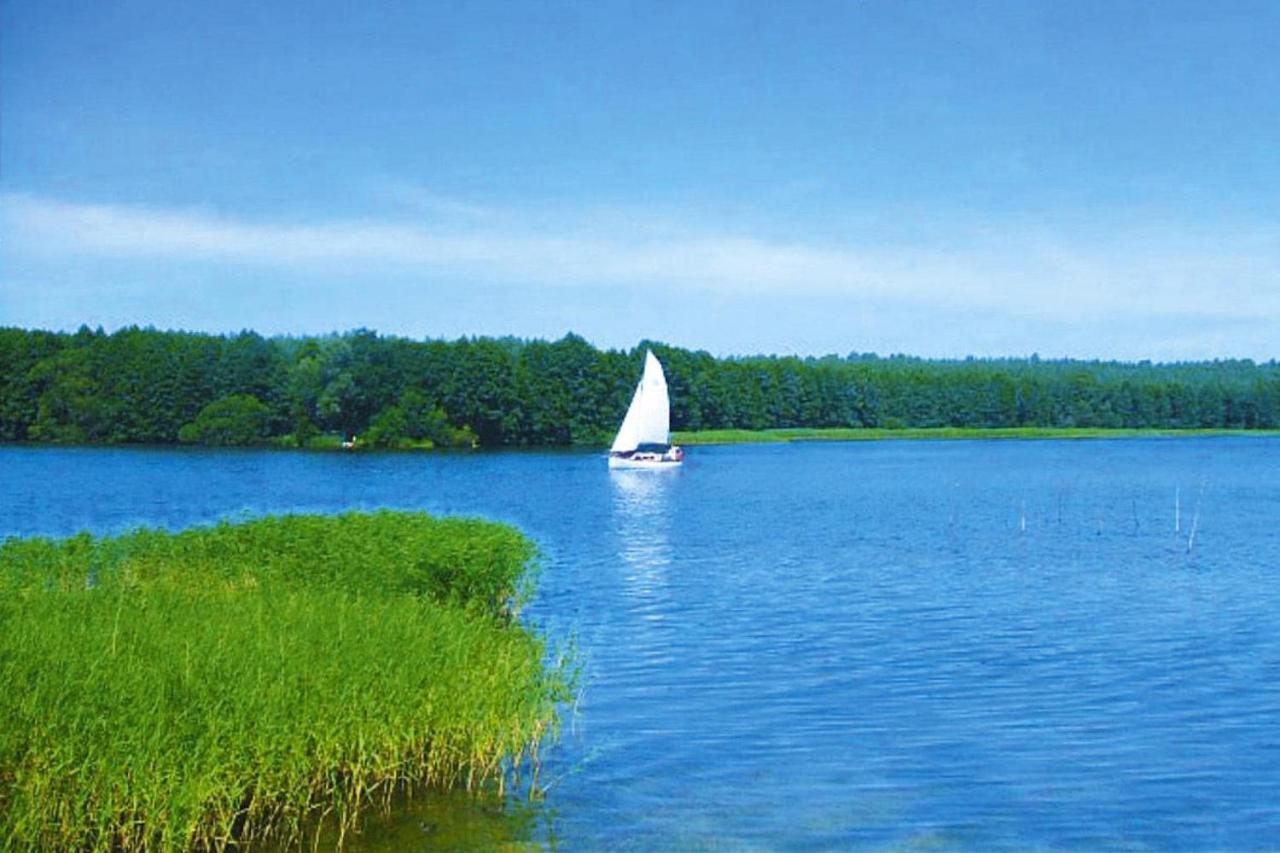 Holiday Home Close To The Lake Shore, Dabrowica Dabrowica  Luaran gambar
